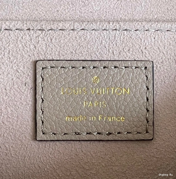 VUITTON FAVORITE LOUIS 0810